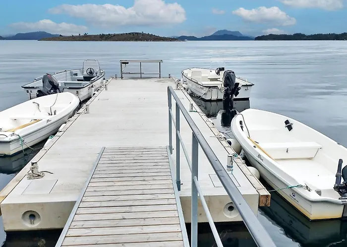 6 Person In * Onarheim (Tysnes)