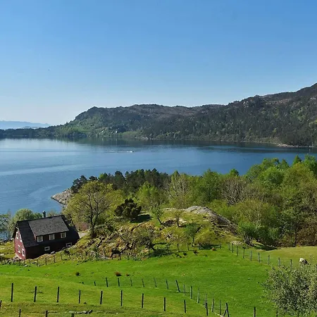 6 Person In * Onarheim (Tysnes)