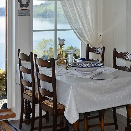 6 Person In * Onarheim (Tysnes)